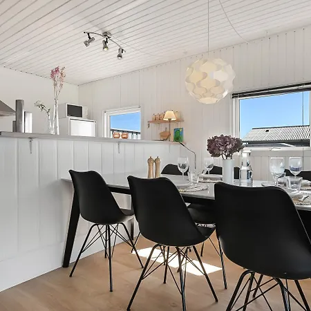 Strandnaer Luksus Og Aegte Ferieidyl I Vejlby Klit Sj165 *